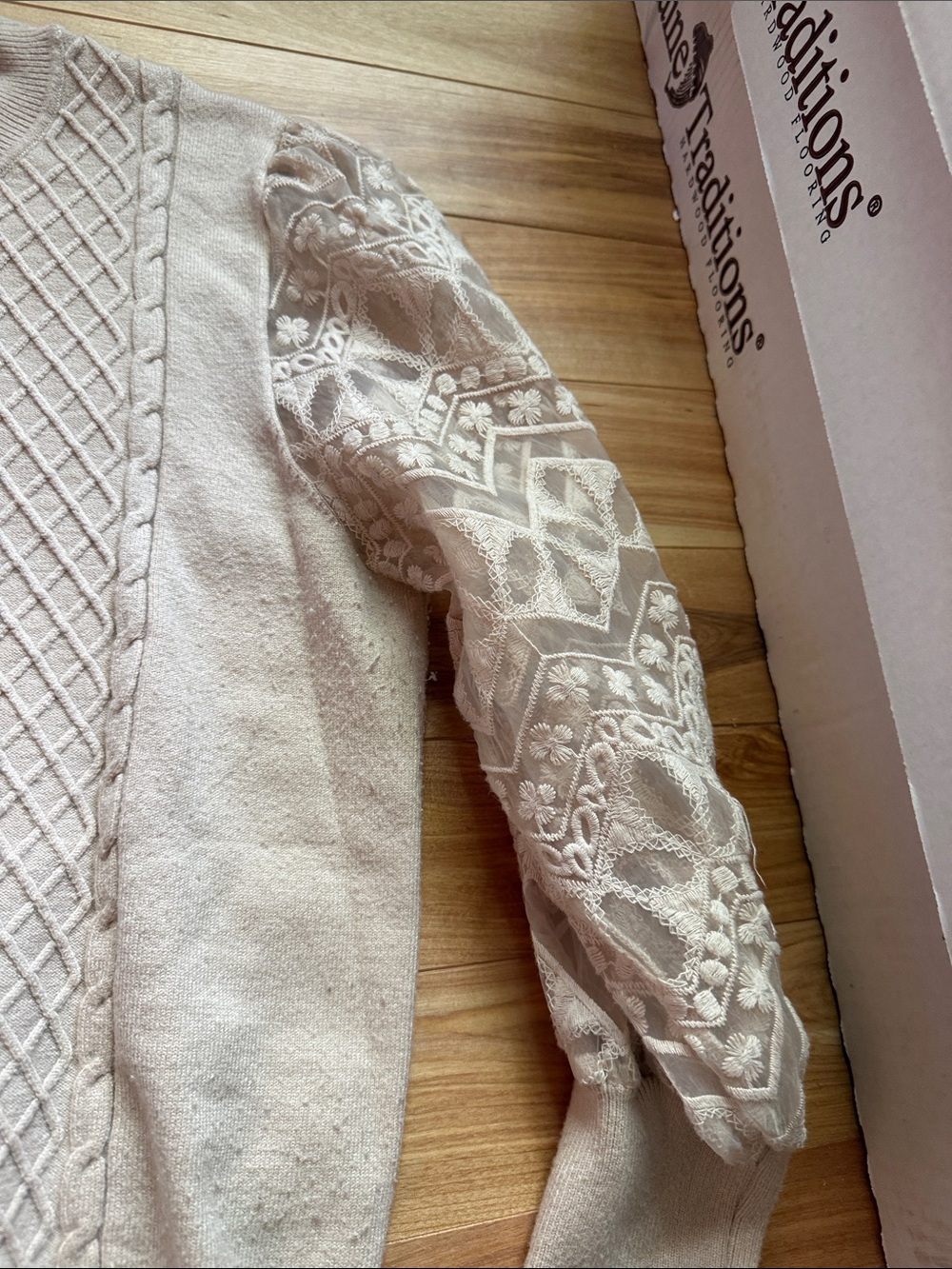 Women's Cream Lace-Sleeve Cable Knit Sweater - Picture 5 of 6
